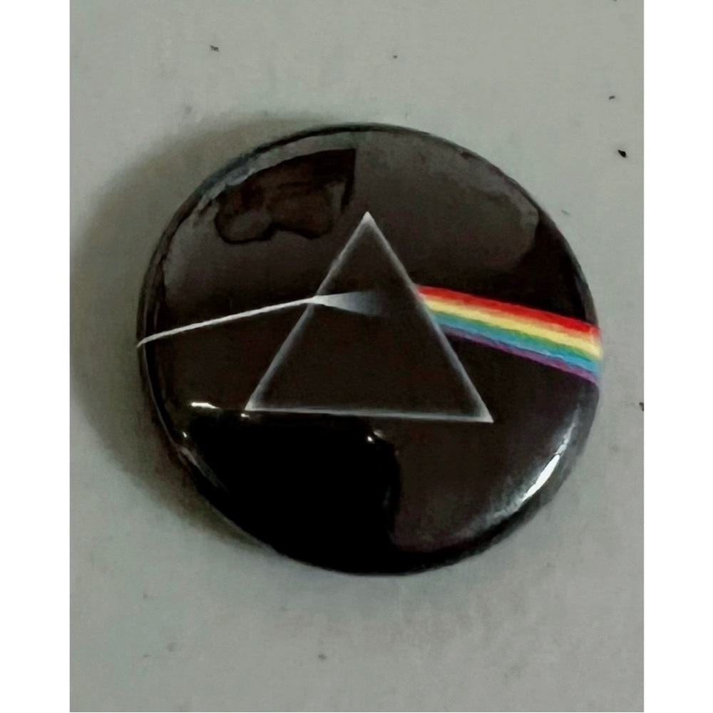 Pink Floyd The Dark Side of the Moon Album Art Fashion Pin Brooch 🌑